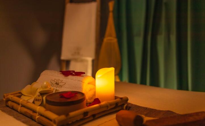 长沙芙蓉芳香精油按摩